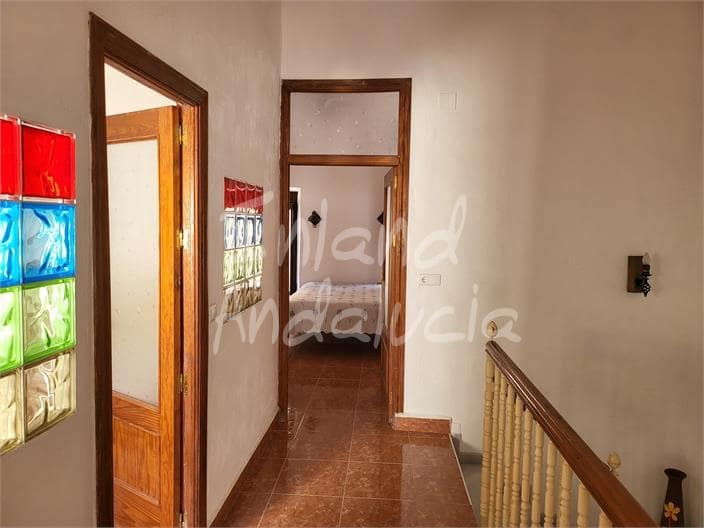 2 makuuhuone Omakotitalo myytävänä paikassa Cuevas de San Marcos - 115 000 € (Ref: 9965995)
