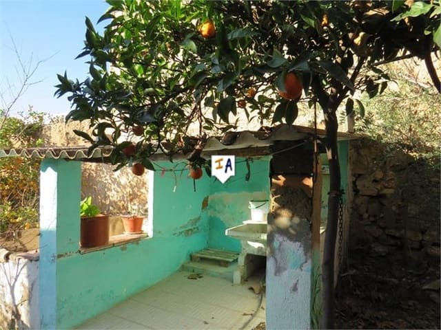 4 slaapkamer Huis te koop in Alcaudete met garage - € 60.000 (Ref: 9972530)