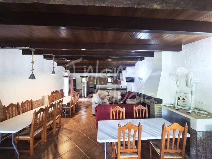 6 bedroom Finca/Country House for sale in Archidona with pool garage - € 472,500 (Ref: 9972532)