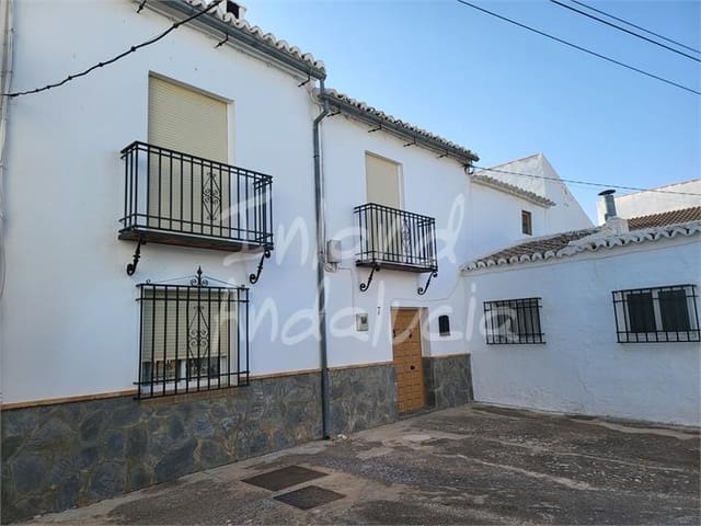Casa de 5 habitaciones en Antequera en venta con garaje - 145.000 € (Ref: 9990092)