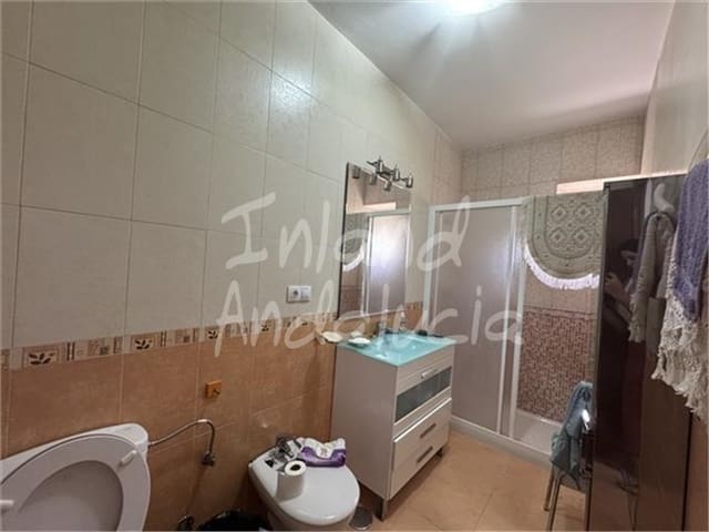Casa de 5 habitaciones en Ribera Alta, Alcalá la Real en venta con garaje - 89.000 € (Ref: 9993703)