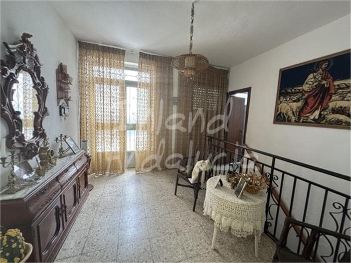Casa de 5 habitaciones en Alcalá la Real en venta con garaje - 89.000 € (Ref: 9993703)