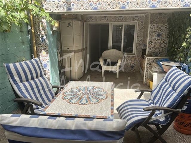 4 soveværelse Byhus til salg i Castillo de Locubín - € 50.000 (Ref: 9993704)