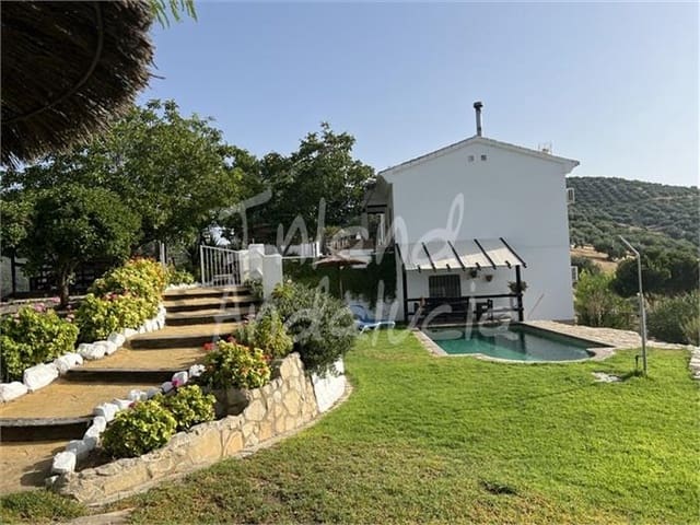 Finca/Casa Rural de 4 habitaciones en Montefrío en venta con piscina garaje - 295.000 € (Ref: 9996511)
