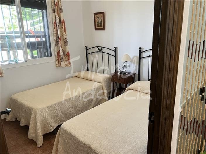 Finca/Casa Rural de 4 habitaciones en Montefrío en venta con piscina garaje - 295.000 € (Ref: 9996511)