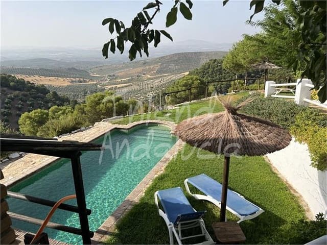 Finca/Casa Rural de 4 habitaciones en Montefrío en venta con piscina garaje - 295.000 € (Ref: 9996511)
