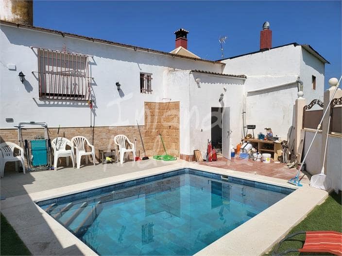 3 camera da letto Villa in vendita in Isla Redonda con piscina - 150.000 € (Rif: 9997966)