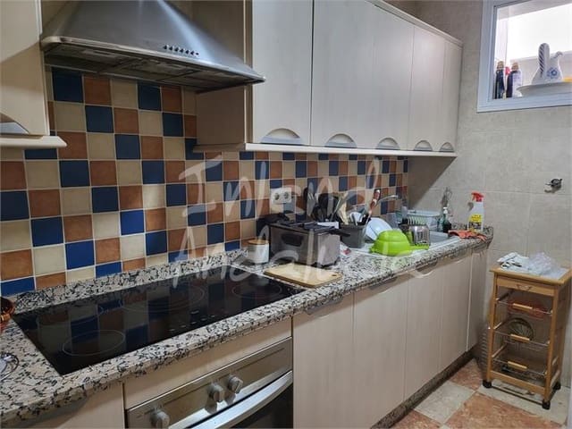 3 slaapkamer Villa te koop in Isla Redonda, Ecija met zwembad - € 150.000 (Ref: 9997966)