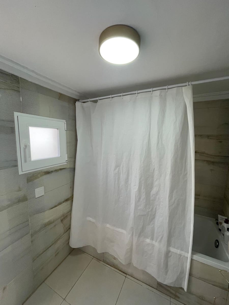 3 bedroom Apartment for sale in Elche / Elx - € 137,000 (Ref: 9021825)