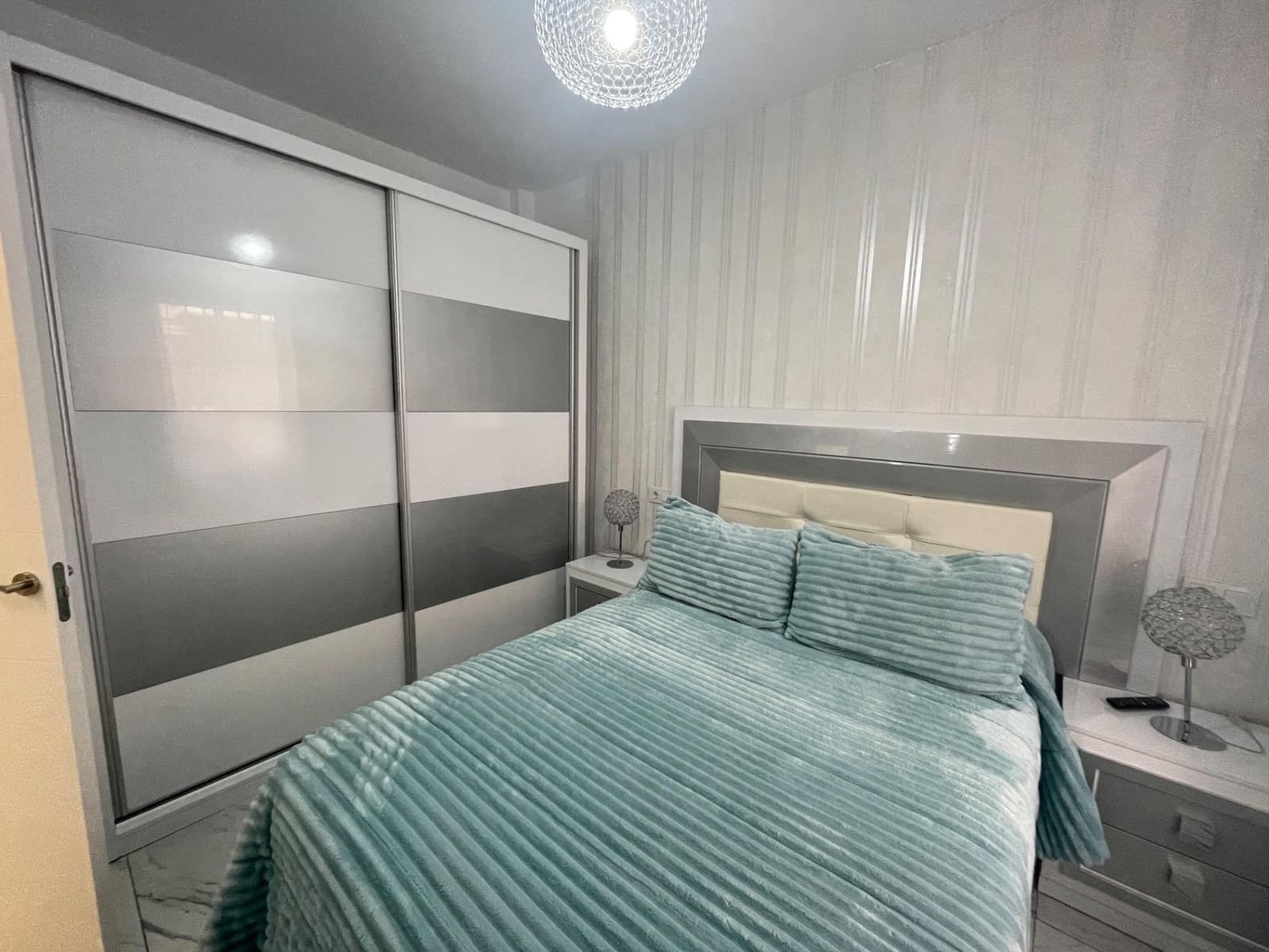 3 bedroom Apartment for sale in Elche / Elx - € 137,000 (Ref: 9021825)