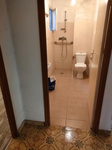 3 quarto Apartamento para venda em Elche / Elx - 93 000 € (Ref: 9021828)