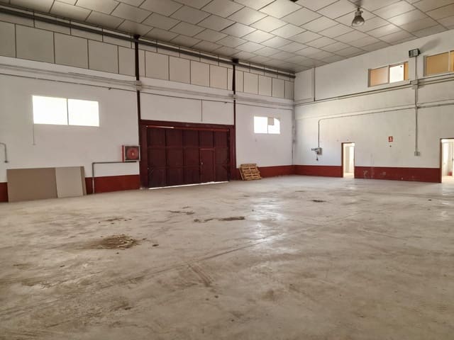 Business for sale in Aspe with garage - € 560,000 (Ref: 9021832)