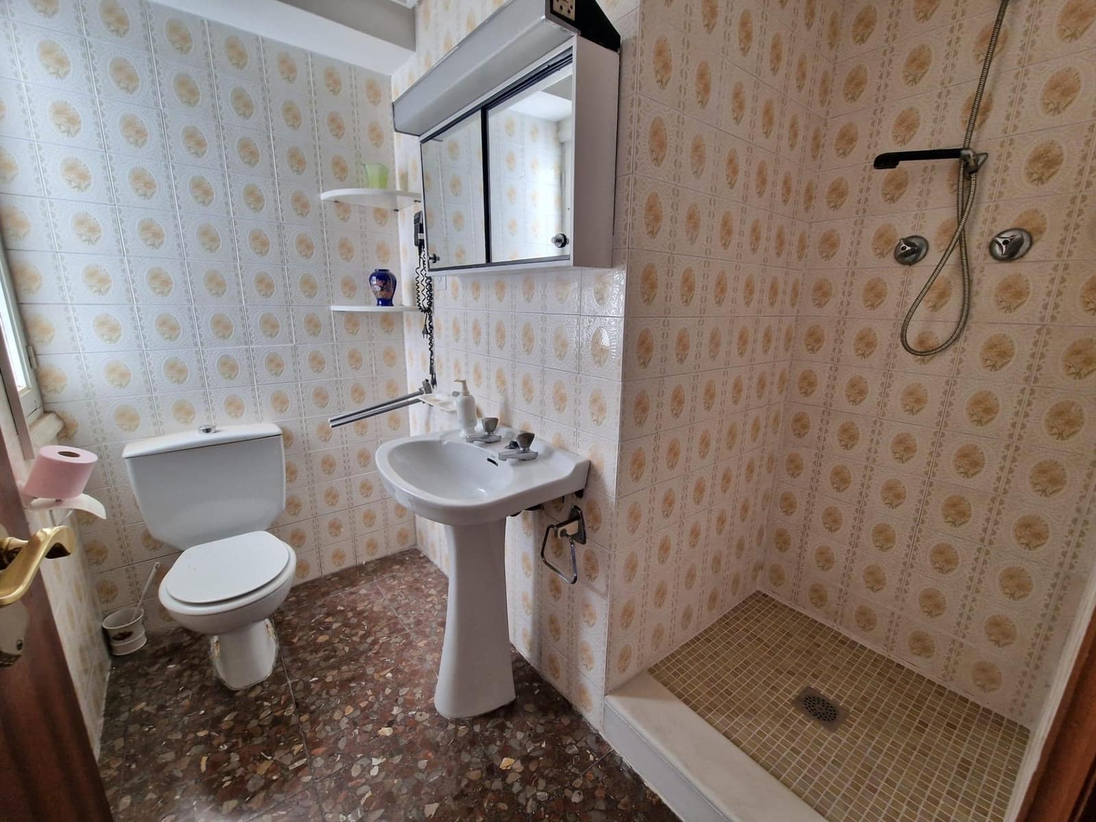 4 sypialnia Mieszkanie na sprzedaż w Elche / Elx - 199 999 € (Ref: 9021833)