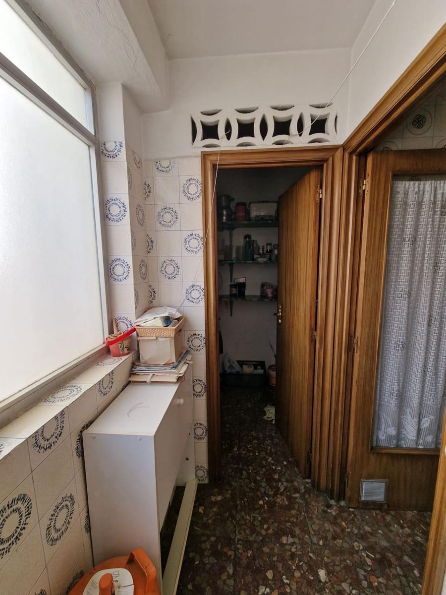 4 sypialnia Mieszkanie na sprzedaż w Elche / Elx - 199 999 € (Ref: 9021833)