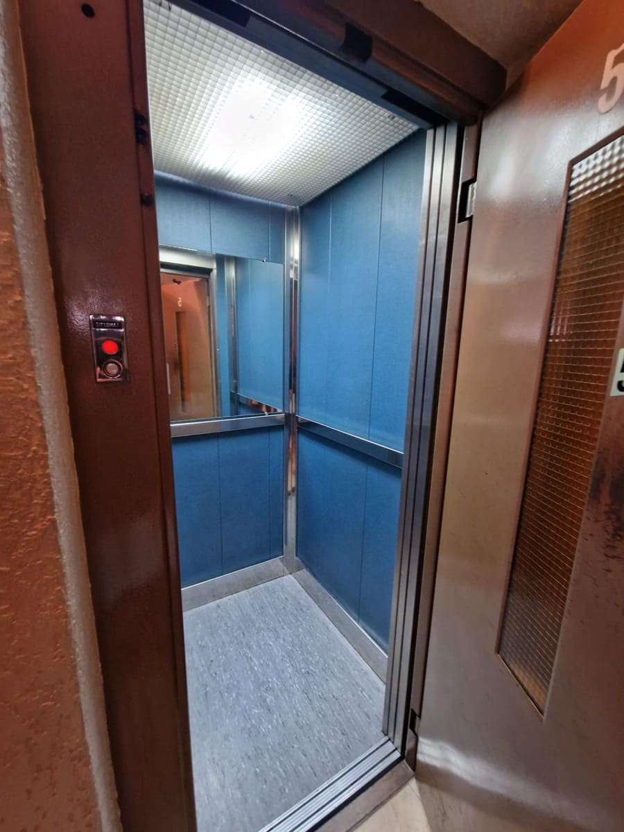 4 sypialnia Mieszkanie na sprzedaż w Elche / Elx - 199 999 € (Ref: 9021833)