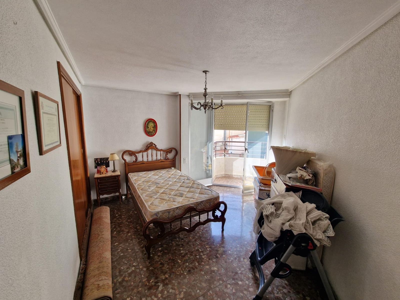 4 sypialnia Mieszkanie na sprzedaż w Elche / Elx - 199 999 € (Ref: 9021833)