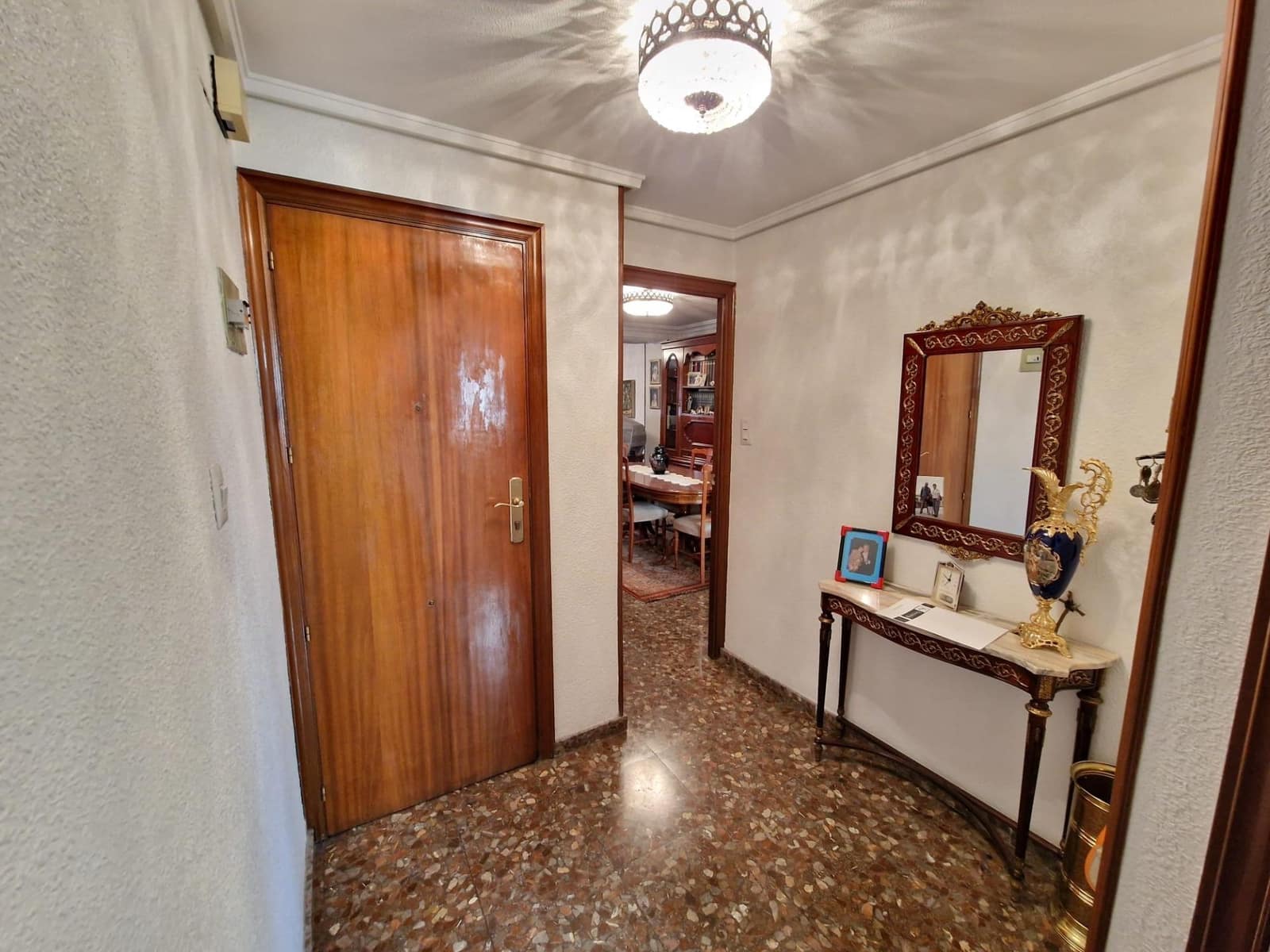 4 sypialnia Mieszkanie na sprzedaż w Elche / Elx - 199 999 € (Ref: 9021833)