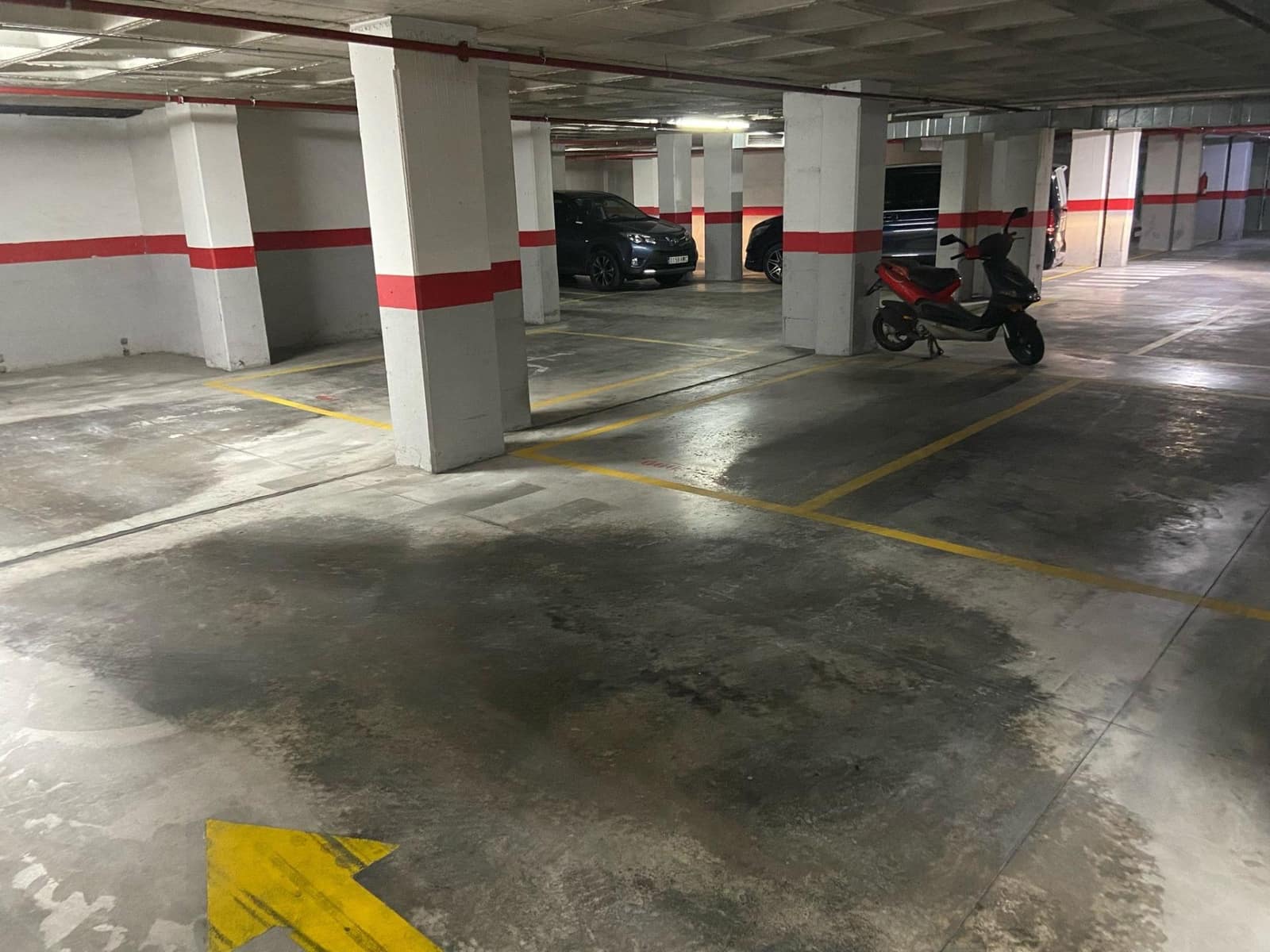 Garage till salu i Elche / Elx - 7 000 € (Ref: 9021845)