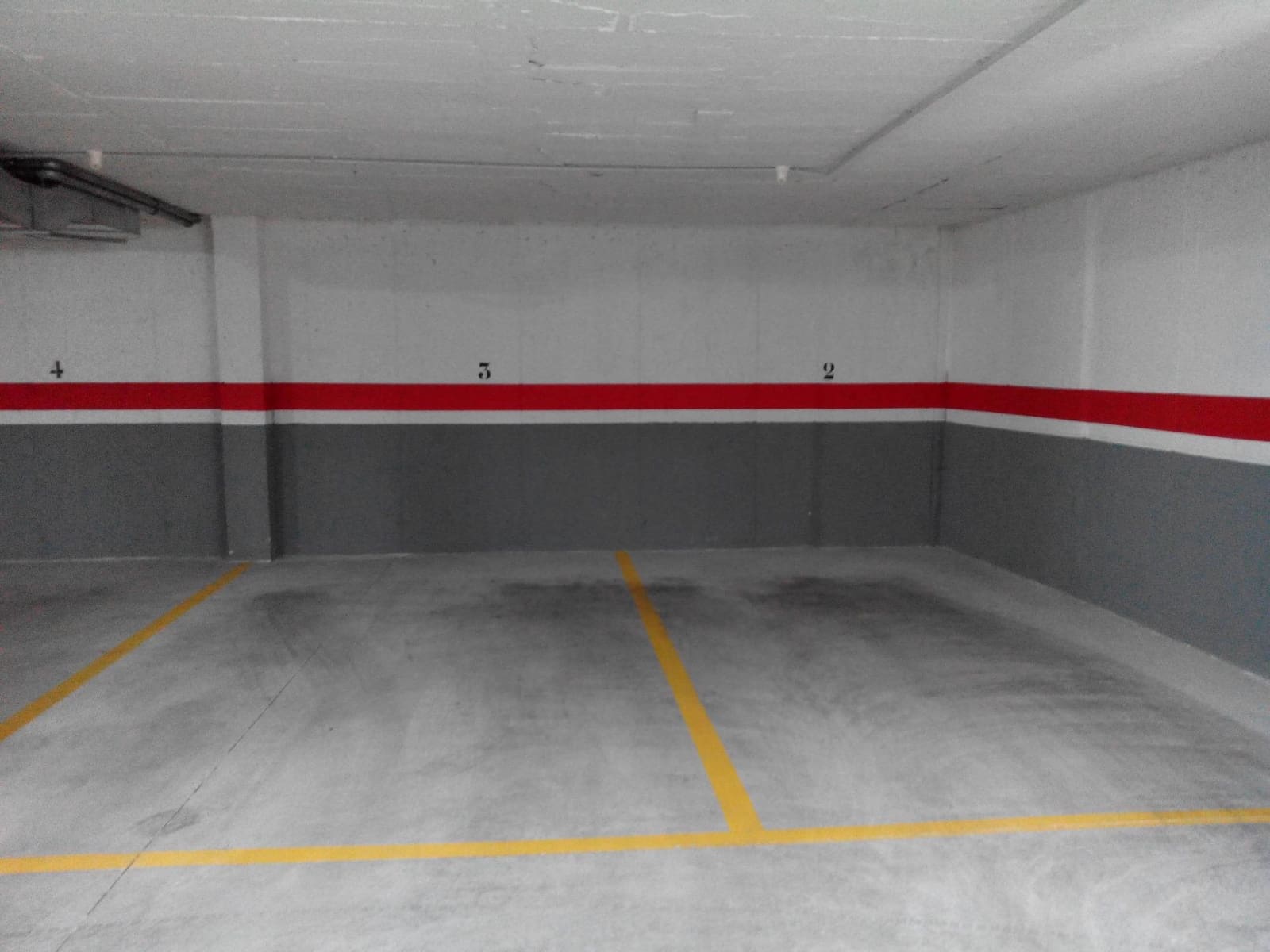Garage til salg i Las Bayas - € 5.500 (Ref: 9021847)