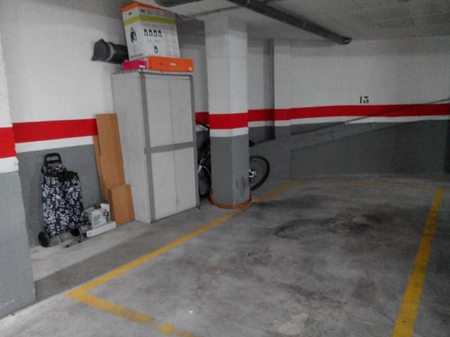 Garage til salg i Las Bayas, Elche / Elx - € 5.500 (Ref: 9021847)