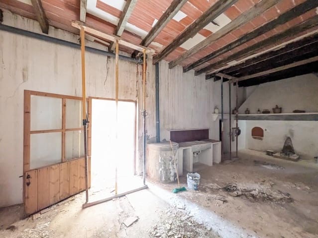 4 soveværelse Finca/Landehus til salg i Matola, Elche / Elx - € 149.800 (Ref: 9021851)