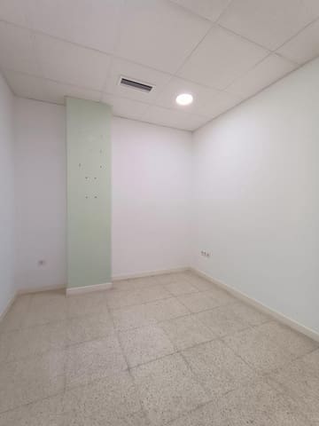 Local Commercial de 6 chambres à louer à Elche / Elx - 700 € (Ref: 9021856)