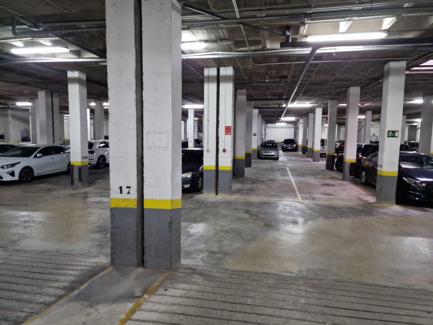 Garage till salu i Elche / Elx - 12 000 € (Ref: 9021866)