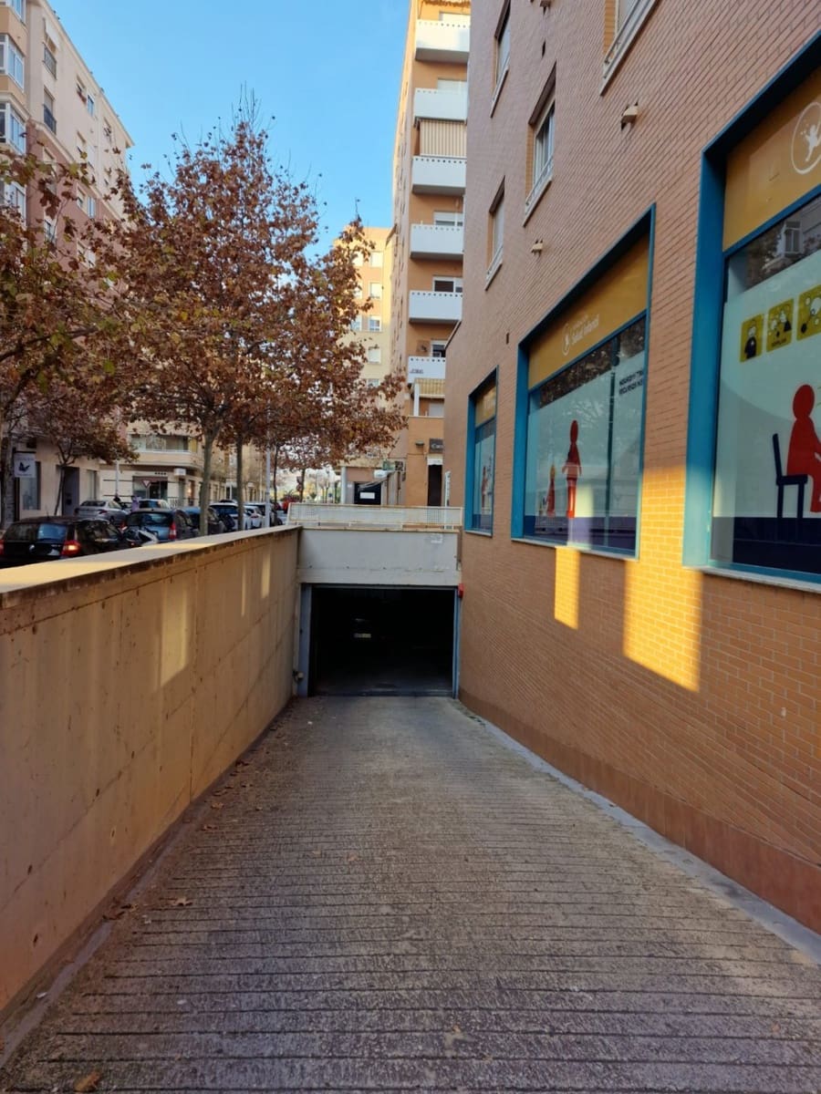 Garage till salu i Elche / Elx - 12 000 € (Ref: 9021866)