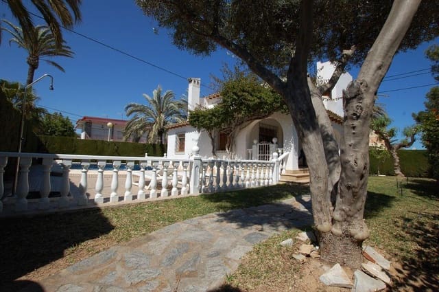 3 soverom Villa til salgs i Cabo Roig, Orihuela med garasje - € 745 000 (Ref: 9095373)