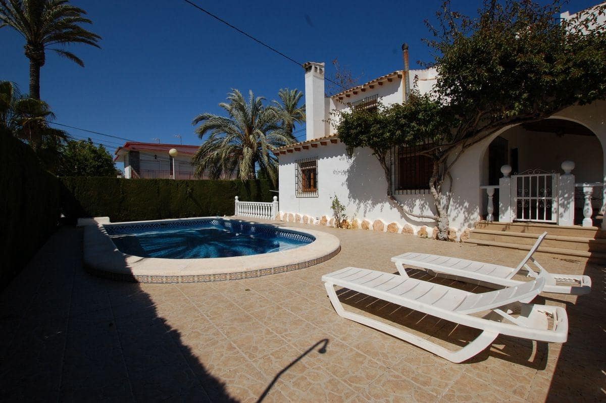 3 soverom Villa til salgs i Cabo Roig med garasje - € 745 000 (Ref: 9095373)