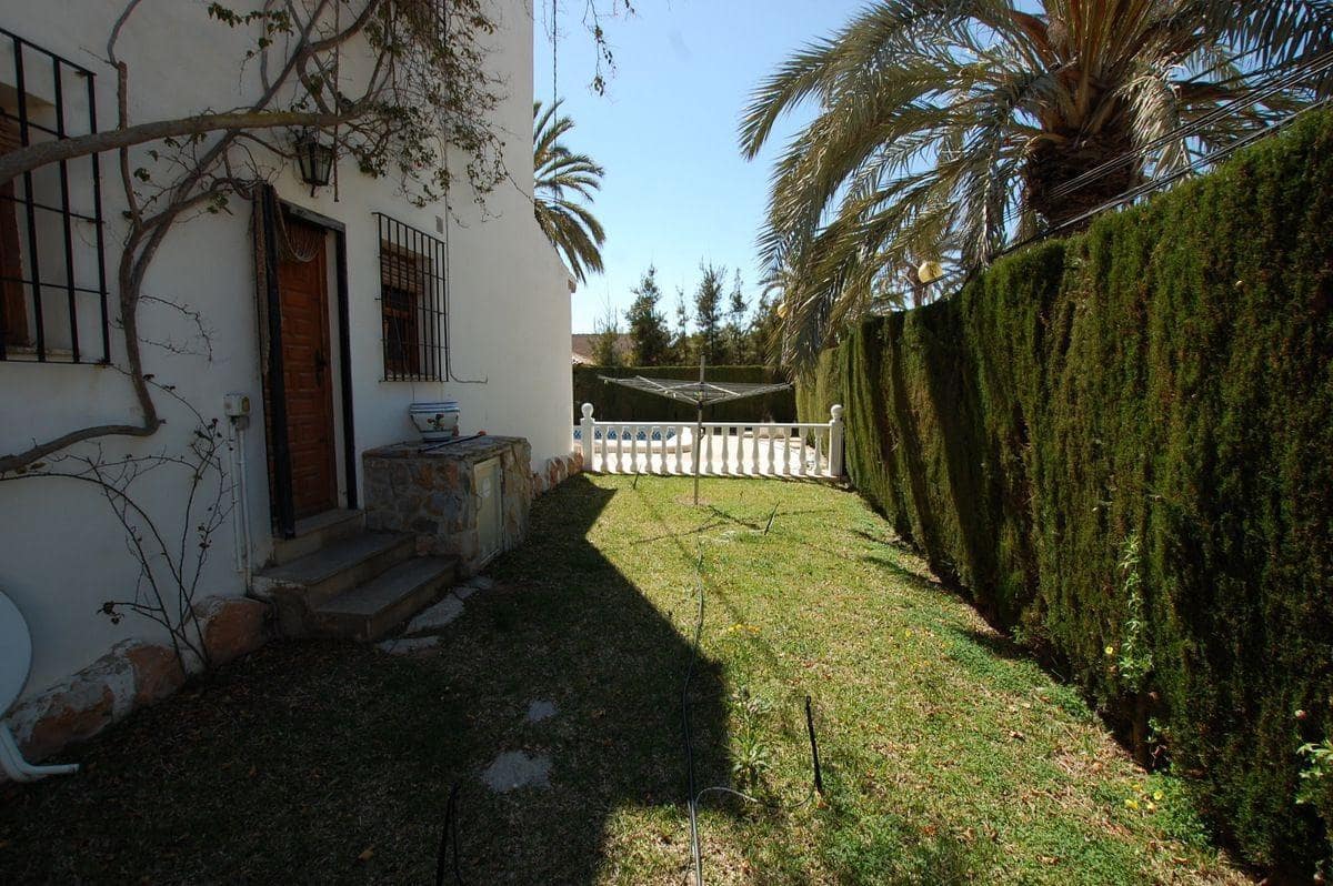 3 soverom Villa til salgs i Cabo Roig med garasje - € 745 000 (Ref: 9095373)