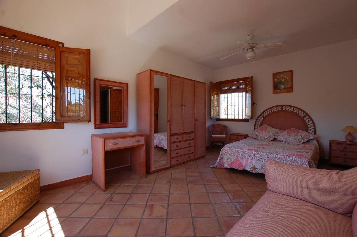 3 soverom Villa til salgs i Cabo Roig med garasje - € 745 000 (Ref: 9095373)