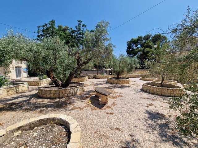 3 soveværelse Villa til salg i Peña de las Águilas, Elche / Elx med swimmingpool - € 295.000 (Ref: 9095374)