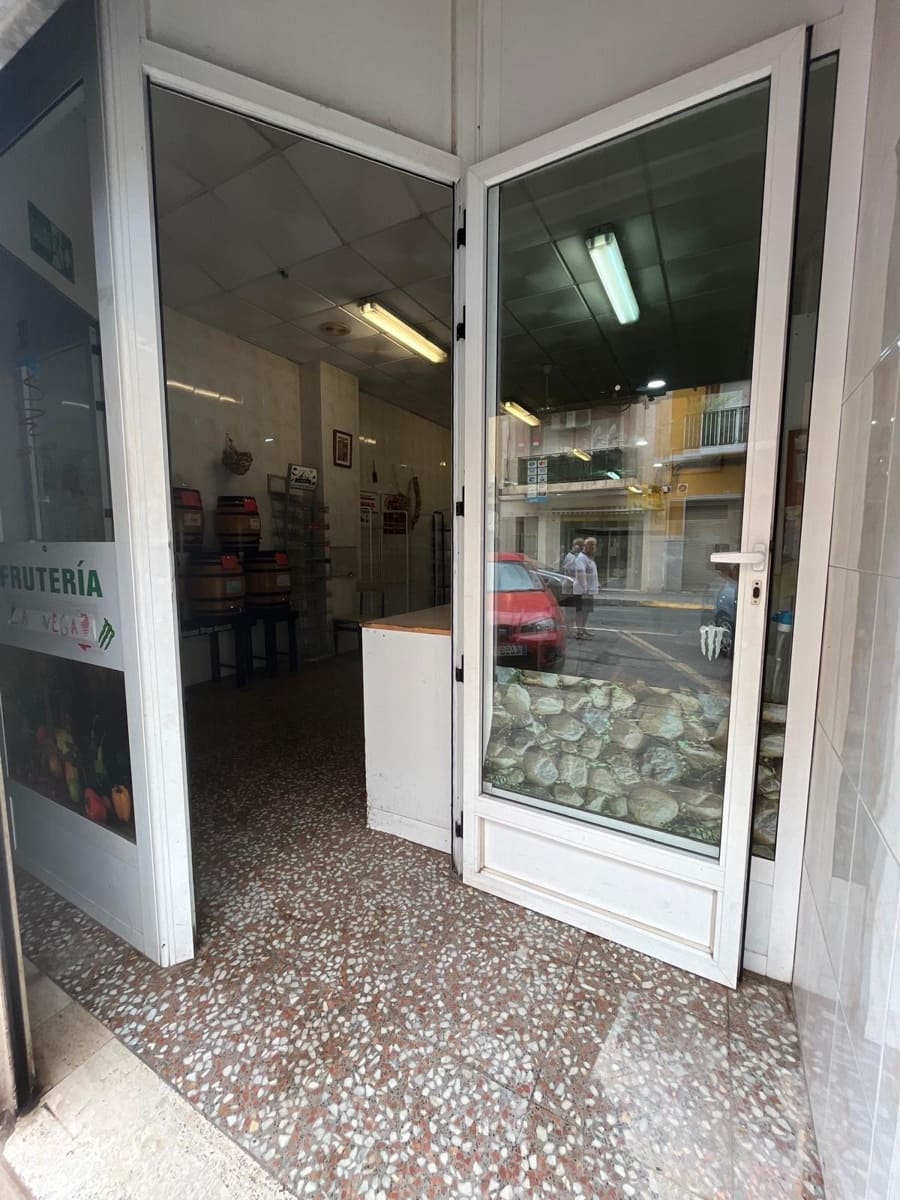 Commercial for rent in Elche / Elx - € 800 (Ref: 9116742)