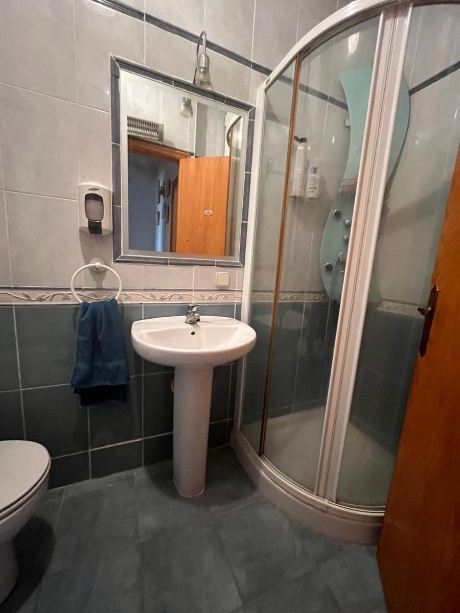 3 bedroom Apartment for sale in Santa Pola - € 179,999 (Ref: 9125209)