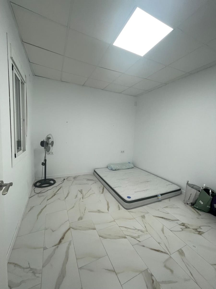 2 bedroom Apartment for sale in Elche / Elx - € 94,999 (Ref: 9128465)