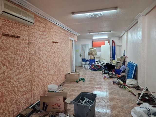 Commercial for sale in Elche / Elx - € 70,000 (Ref: 9132542)