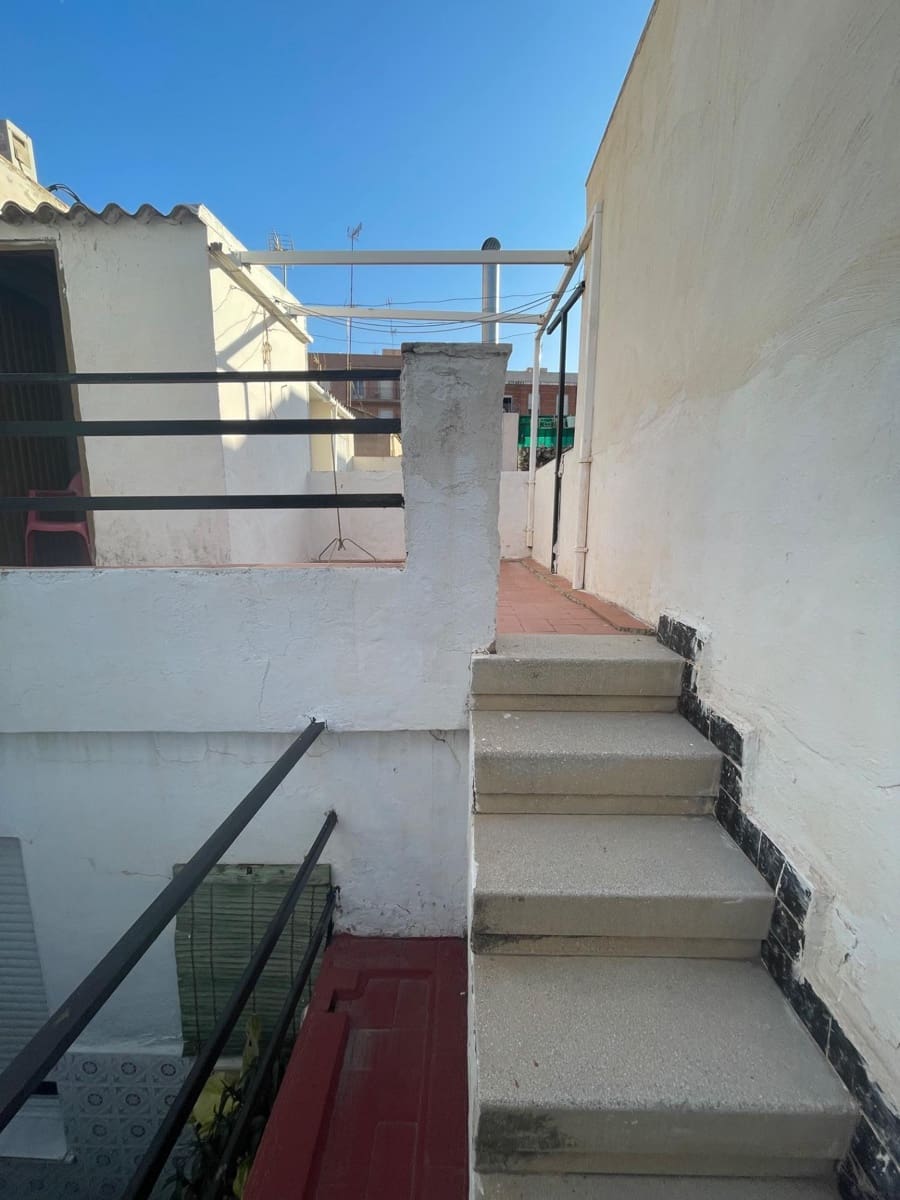 4 soveværelse Rækkehus til salg i Elche / Elx - € 189.999 (Ref: 9159606)