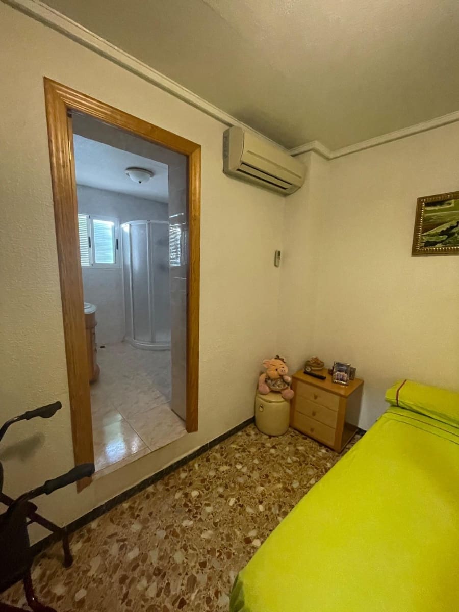 4 soveværelse Rækkehus til salg i Elche / Elx - € 189.999 (Ref: 9159606)