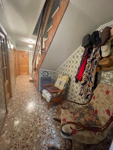 4 makuuhuone Rivitalo myytävänä paikassa Elche / Elx - 189 999 € (Ref: 9159606)