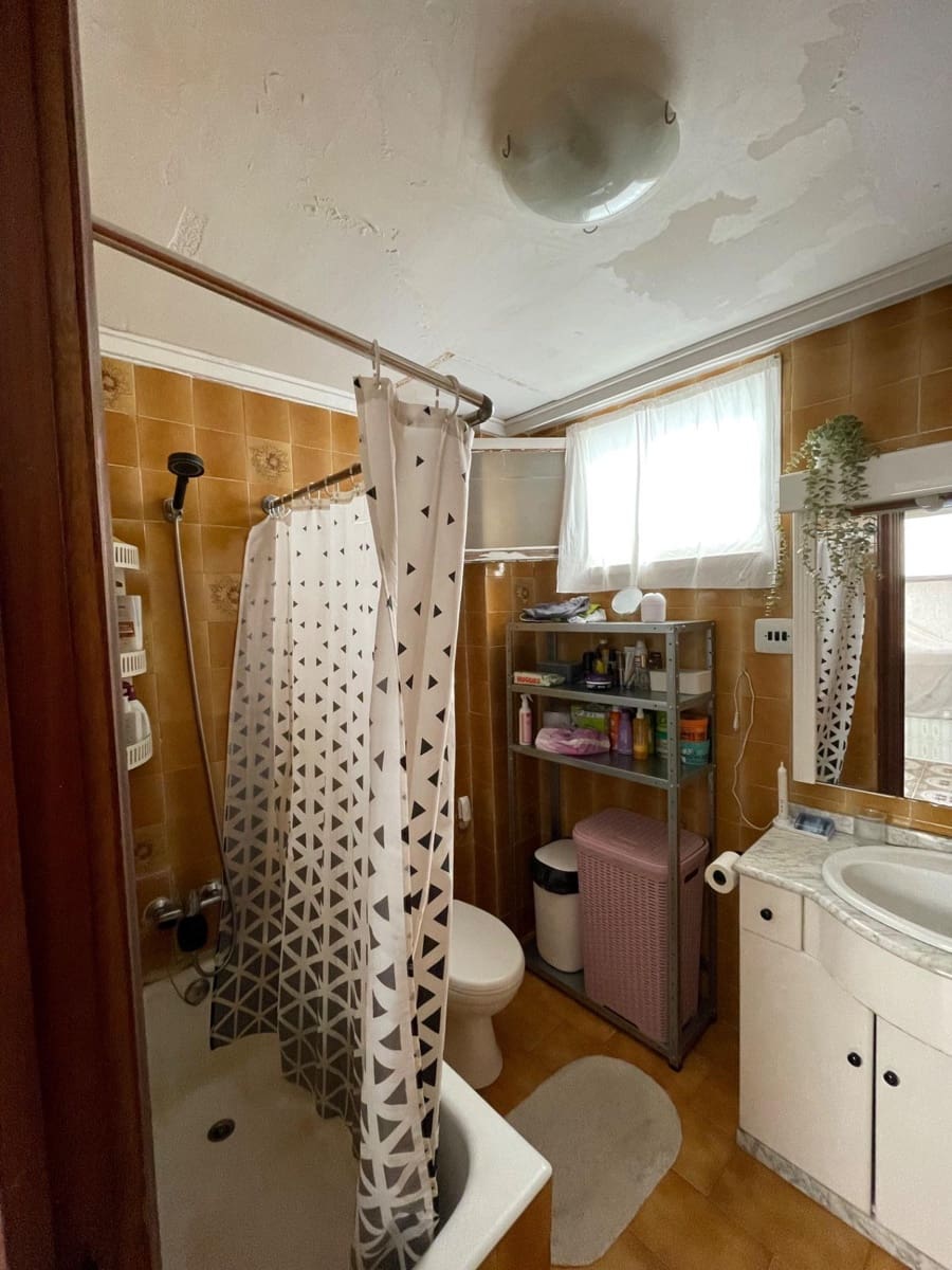 4 soverom Leilighet til salgs i Elche / Elx - € 95 000 (Ref: 9169658)