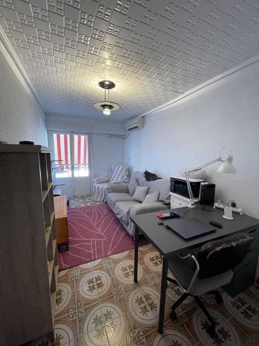 4 soverom Leilighet til salgs i Elche / Elx - € 95 000 (Ref: 9169658)