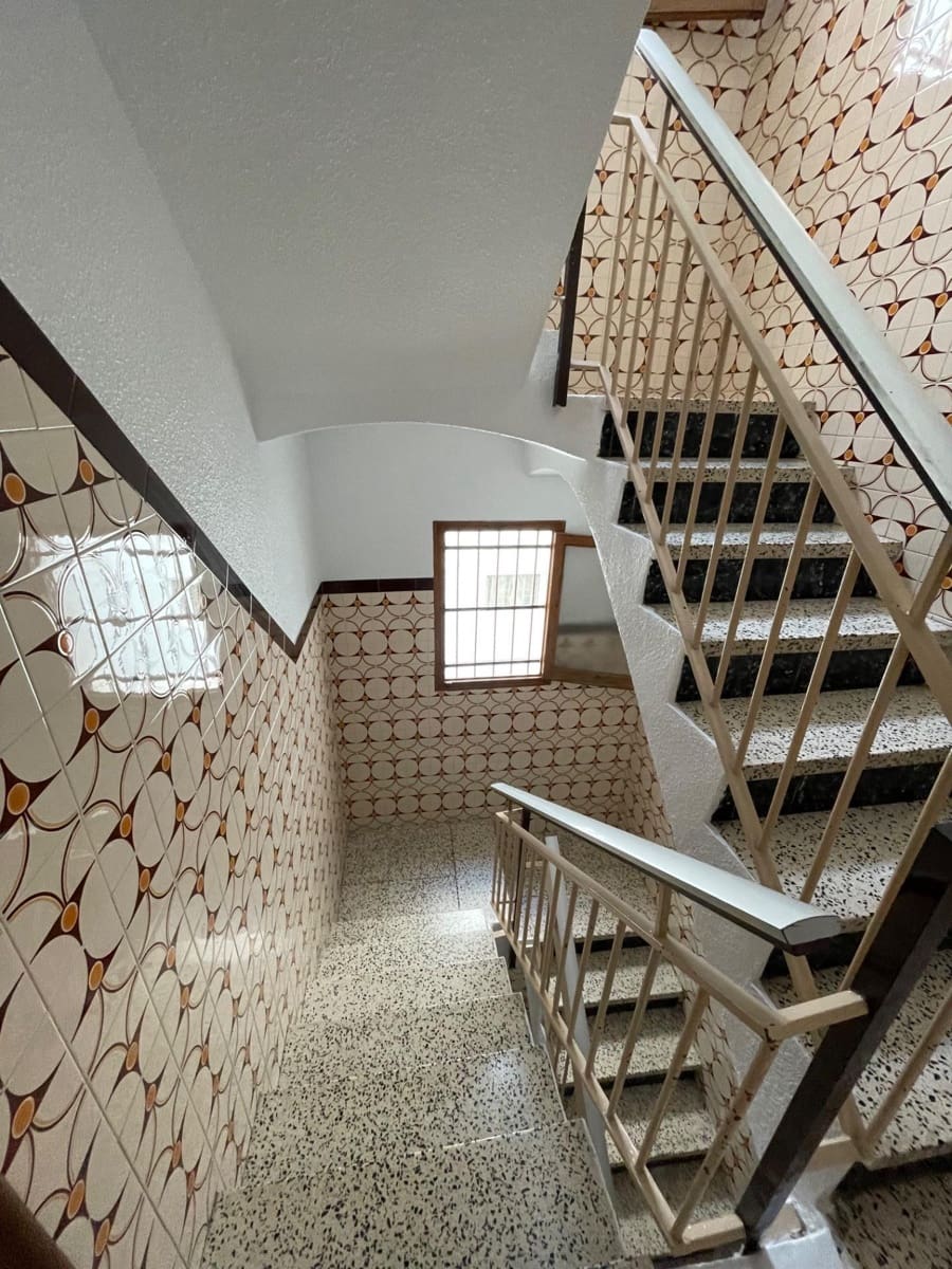 4 soverom Leilighet til salgs i Elche / Elx - € 95 000 (Ref: 9169658)