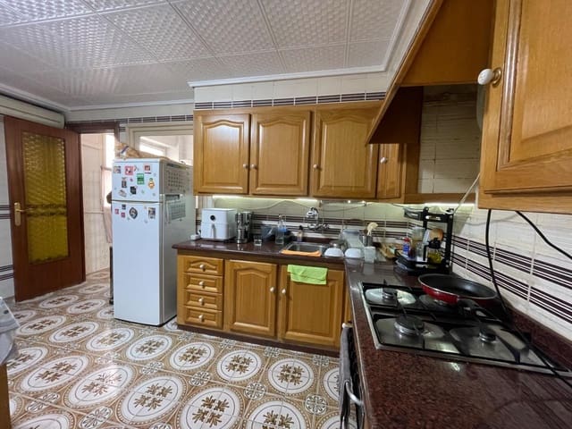 4 sypialnia Mieszkanie na sprzedaż w Elche / Elx - 95 000 € (Ref: 9169658)