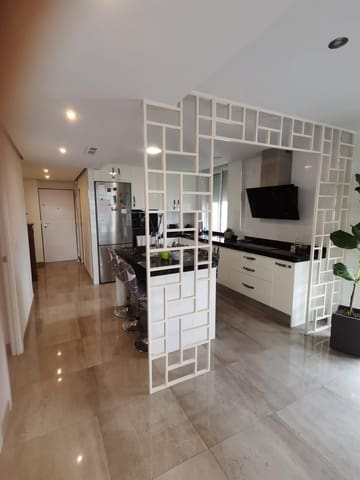 3 soveværelse Lejlighed til salg i Vistahermosa, Alicante by med swimmingpool - € 299.000 (Ref: 9198527)