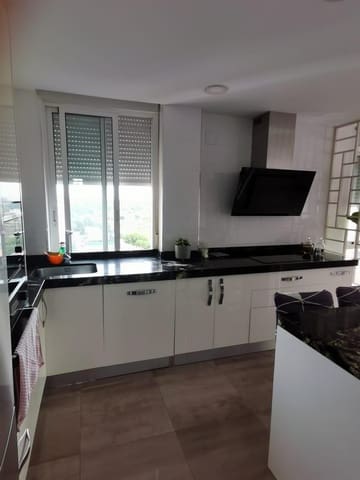 3 soveværelse Lejlighed til salg i Vistahermosa, Alicante by med swimmingpool - € 299.000 (Ref: 9198527)