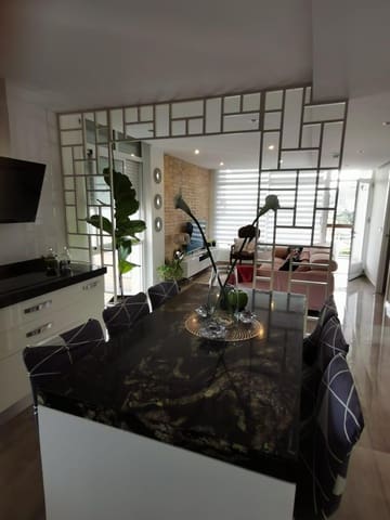 3 soveværelse Lejlighed til salg i Vistahermosa, Alicante by med swimmingpool - € 299.000 (Ref: 9198527)