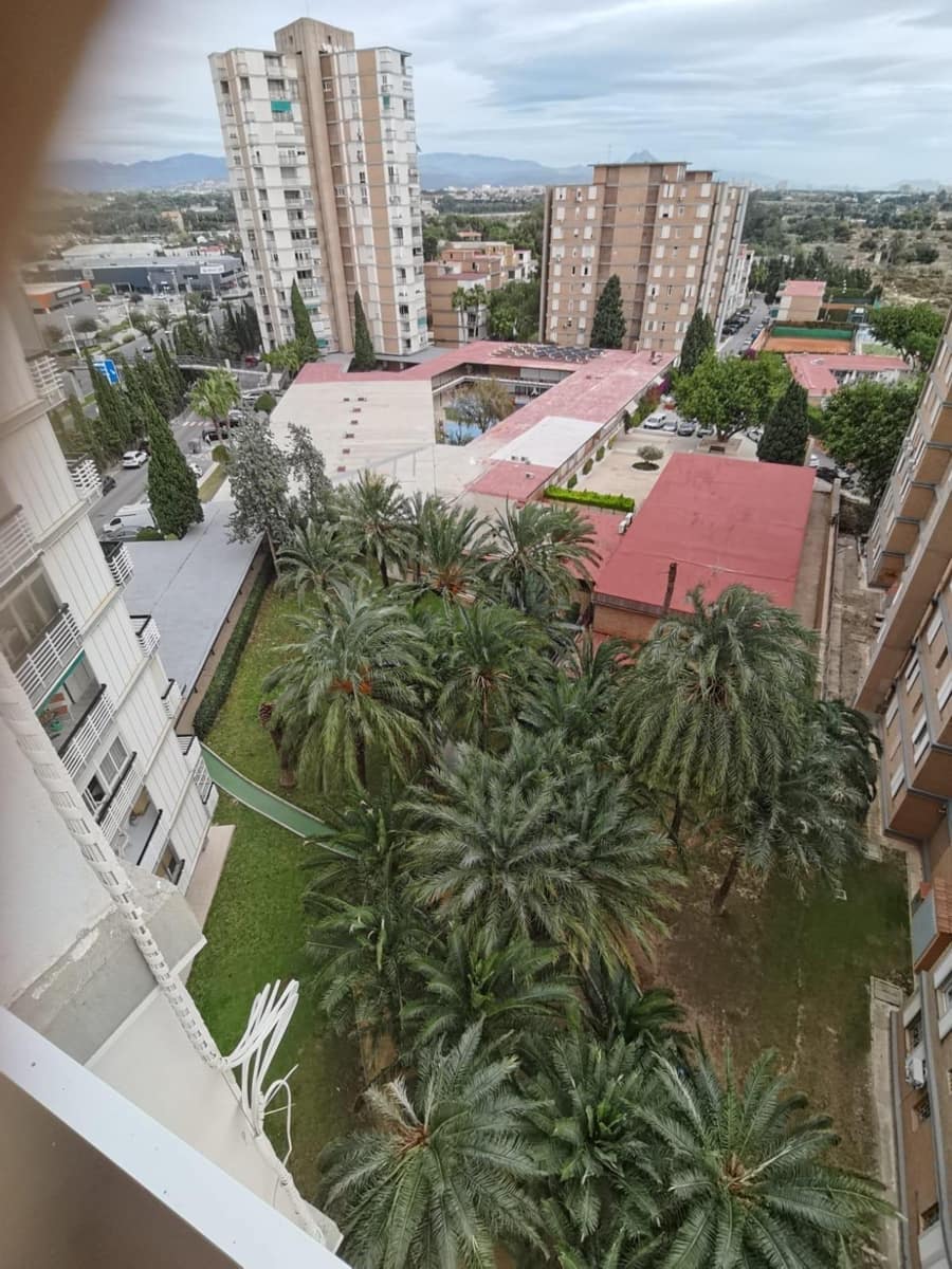 3 soveværelse Lejlighed til salg i Alicante by med swimmingpool - € 299.000 (Ref: 9198527)