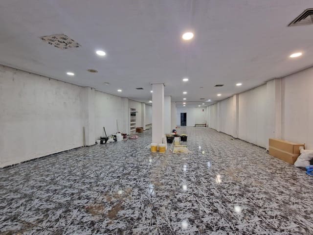 Commercial for rent in Elche / Elx - € 1,200 (Ref: 9208440)