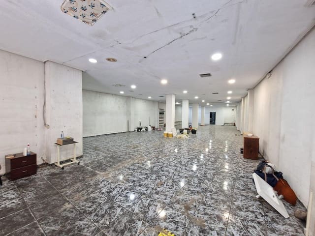 Commercial for rent in Elche / Elx - € 1,200 (Ref: 9208440)